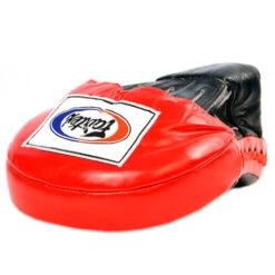FAIRTEX FOCUS MITTS ULTIMATE FMV9 - BLACK/RED 12 FAIRTEX FOCUS MITTS ULTIMATE FMV9 - BLACK/RED -BOXING GLOVES Shop FAIRTEXFOCUSMITTSFMV9 4