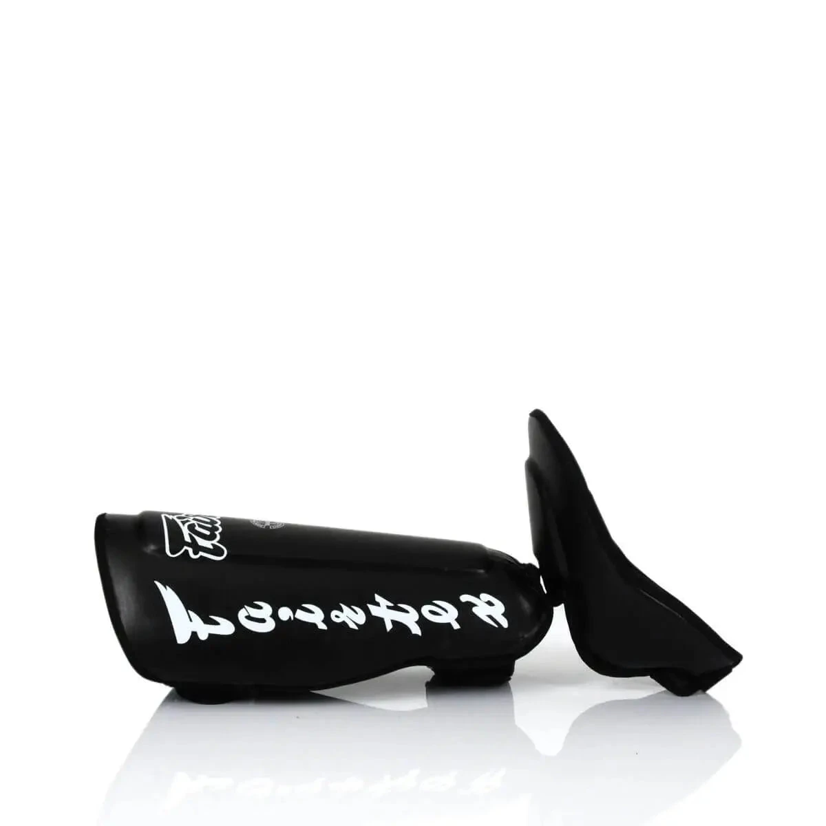 FAIRTEX SHIN GUARDS DETACHABLE IN STEP SHIN PADS SP7 - BLACK 7 FAIRTEX SHIN GUARDS DETACHABLE IN STEP SHIN PADS SP7 - BLACK - Image 5