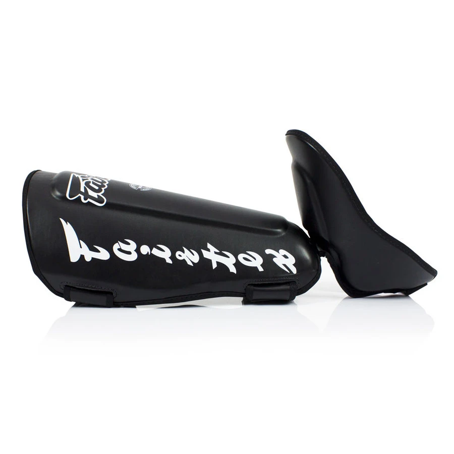 Fairtex Shin Guards / Detachable / Black 5 Fairtex Shin Guards / Detachable / Black - Image 4