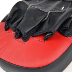 FAIRTEX FOCUS MITTS CURVED SHORT MICROFIBER FMV14 - BLACK/RED 15 FAIRTEX FOCUS MITTS CURVED SHORT MICROFIBER FMV14 - BLACK/RED -BOXING GLOVES Shop Fairtexfocusmittsfmv14 5