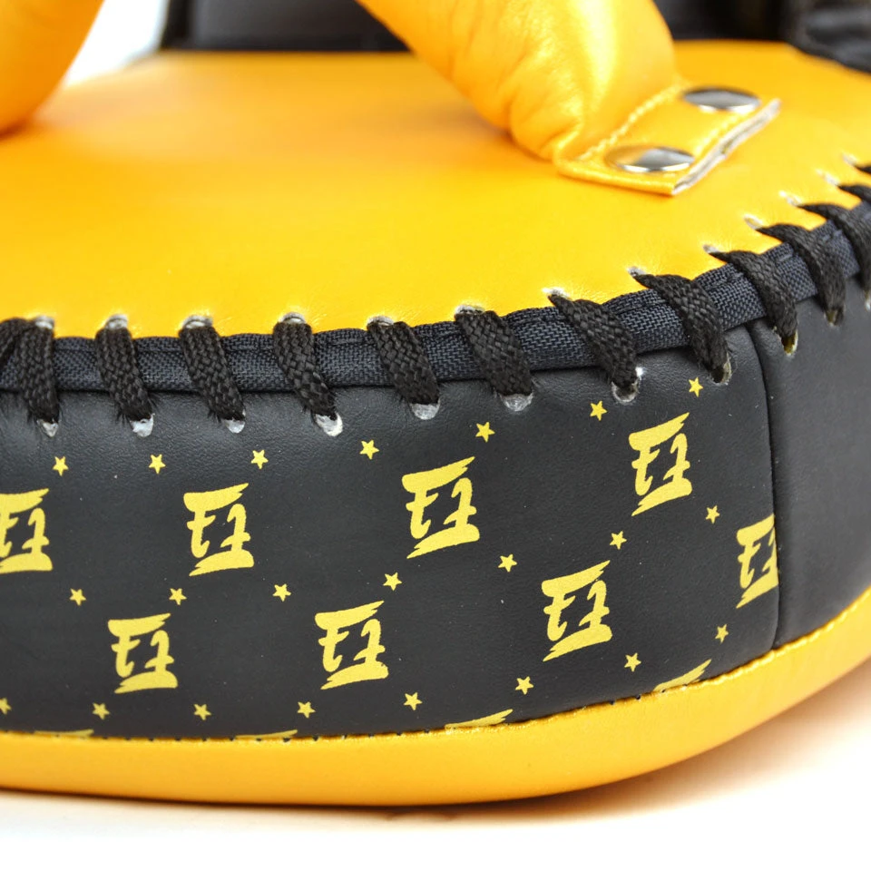 MUAY THAI PADS FAIRTEX CURVED LIGHT WEIGHT KICK PADS - KPLC5 GOLD 4 MUAY THAI PADS FAIRTEX CURVED LIGHT WEIGHT KICK PADS - KPLC5 GOLD - Image 2