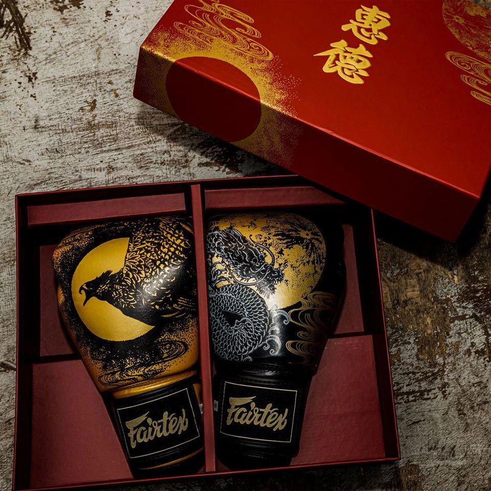 BGV26 Fairtex Harmony Six Black-Gold Boxing Gloves 8 BGV26 Fairtex Harmony Six Black-Gold Boxing Gloves - Image 6