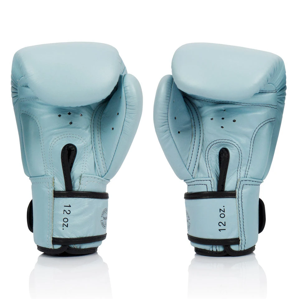 MUAY THAI BOXING GLOVES FAIRTEX PASTEL BLUE - BGV20 4 MUAY THAI BOXING GLOVES FAIRTEX PASTEL BLUE - BGV20 - Image 2