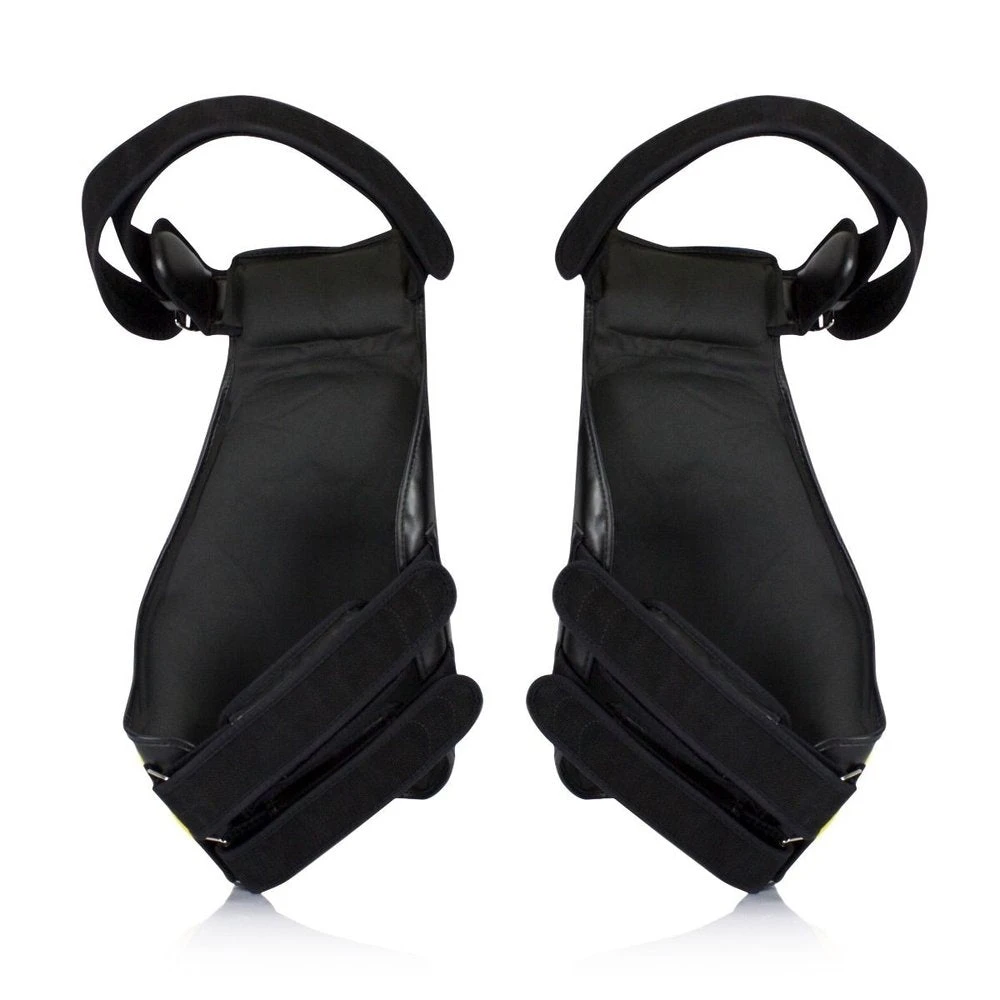 FAIRTEX THIGH PADS LIGHTWEIGHT MUAY THAI TRAINING KICKBOXING TP4 BLACK 4 FAIRTEX THIGH PADS LIGHTWEIGHT MUAY THAI TRAINING KICKBOXING TP4 BLACK - Image 2