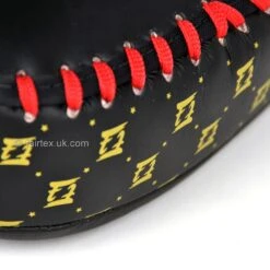 Fairtex Small Light Weight Thai Kick Pads -BOXING GLOVES Shop fairtex small light weight thai kick pads 156305