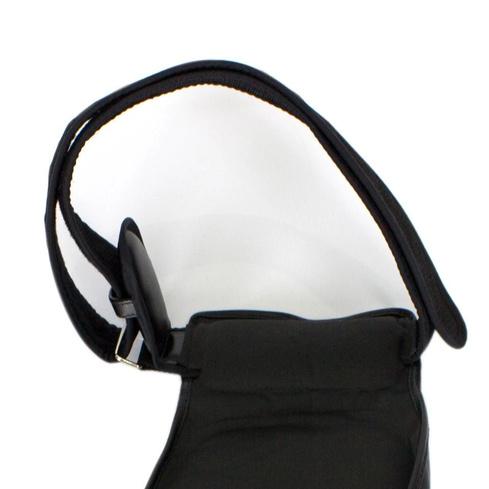 Fairtex TP4 Lightweight Thigh Pads - Black/Yellow 7 Fairtex TP4 Lightweight Thigh Pads - Black/Yellow - Image 5